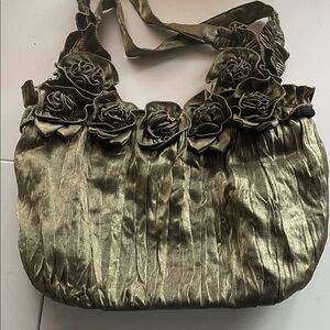 Elegant Floral Women's Bag in Gold